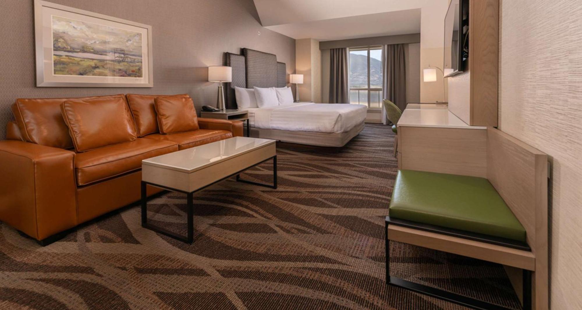 Prestige Harbourfront Resort, Worldhotels Luxury Salmon Arm Exterior photo