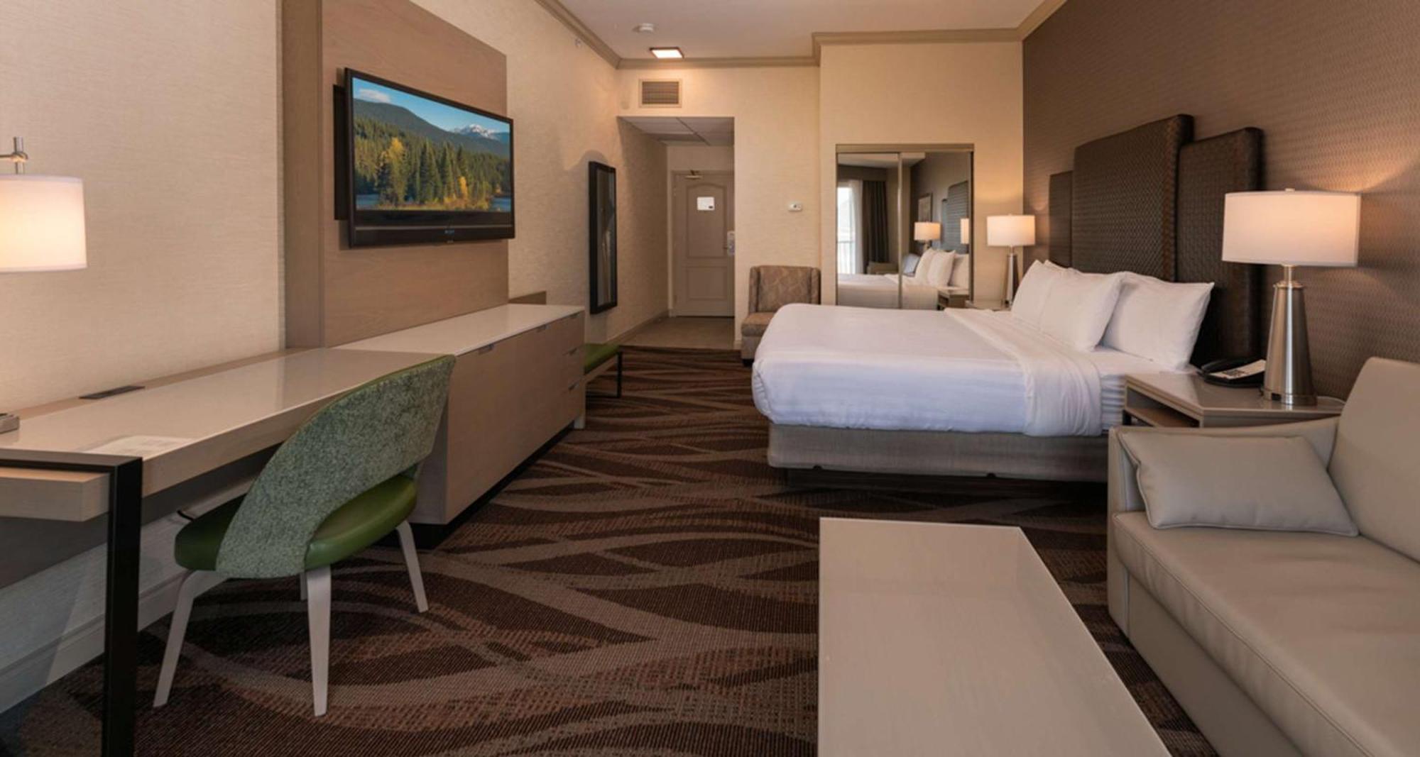 Prestige Harbourfront Resort, Worldhotels Luxury Salmon Arm Exterior photo